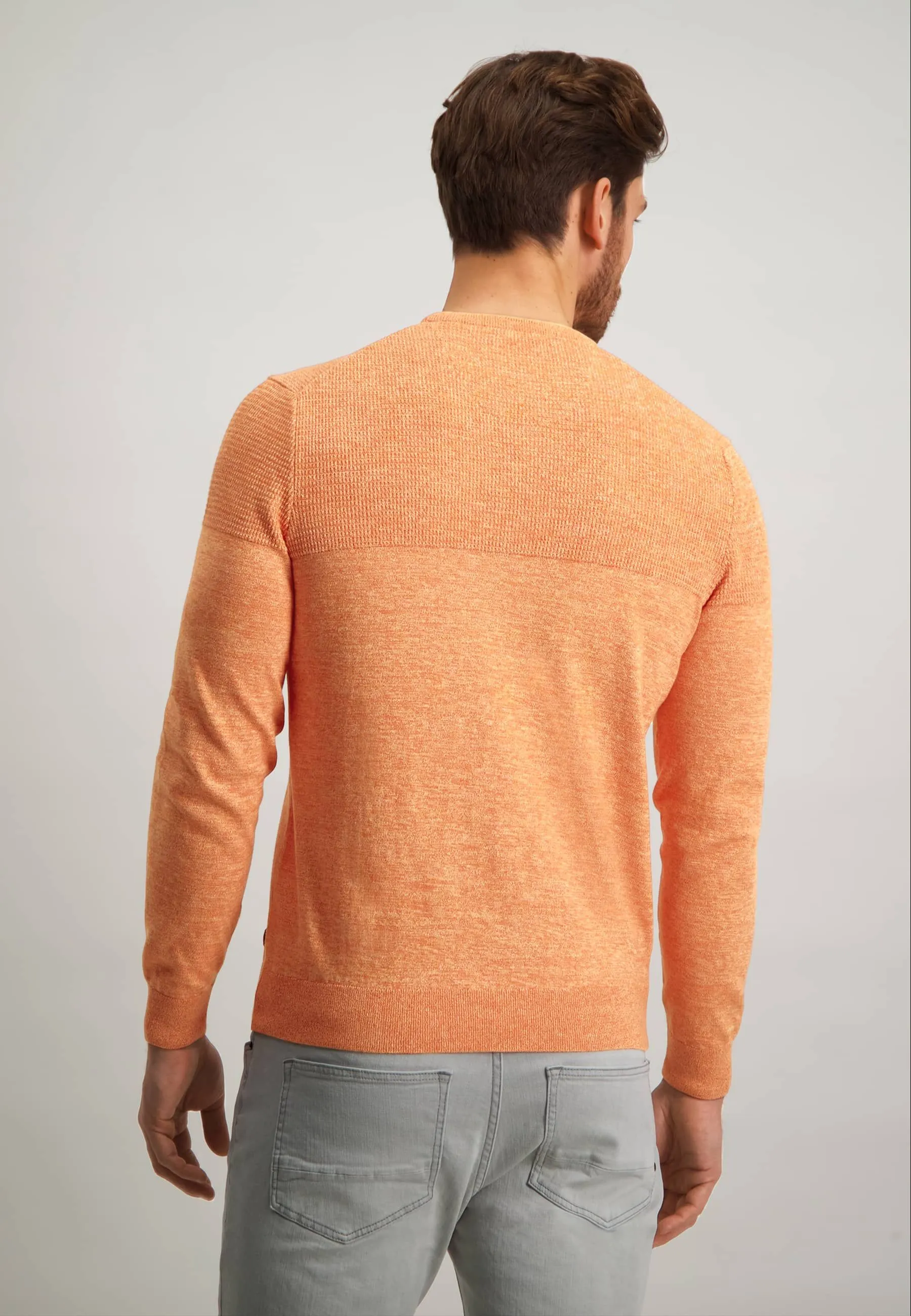 State of Art  Trui Oranje